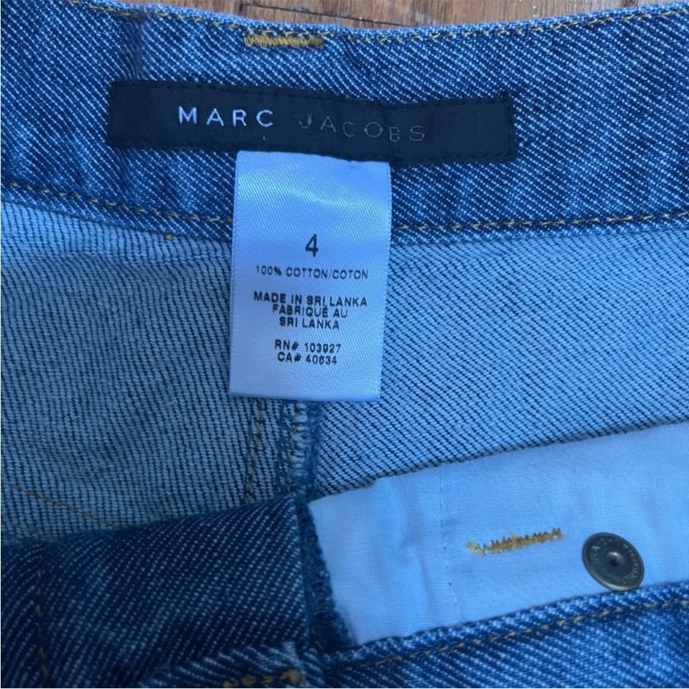 Vintage Marc Jacob Jeans size 4. - Picture 2 of 5